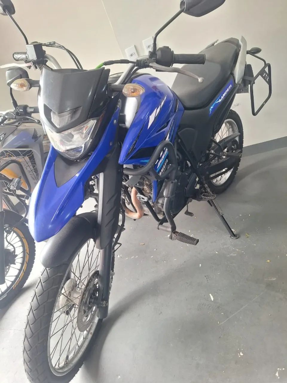 XTZ250 LANDER