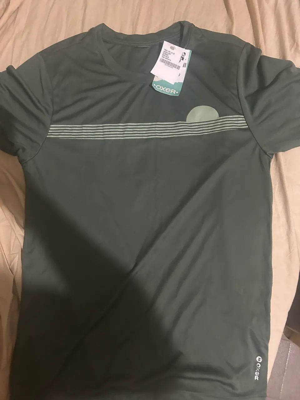 camiseta esportiva manga curta, verde. Nova.