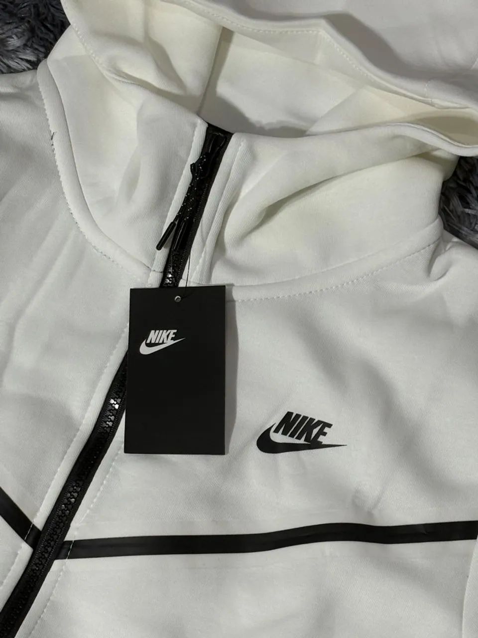 CONJUNTO NIKE TECH  - Foto 2