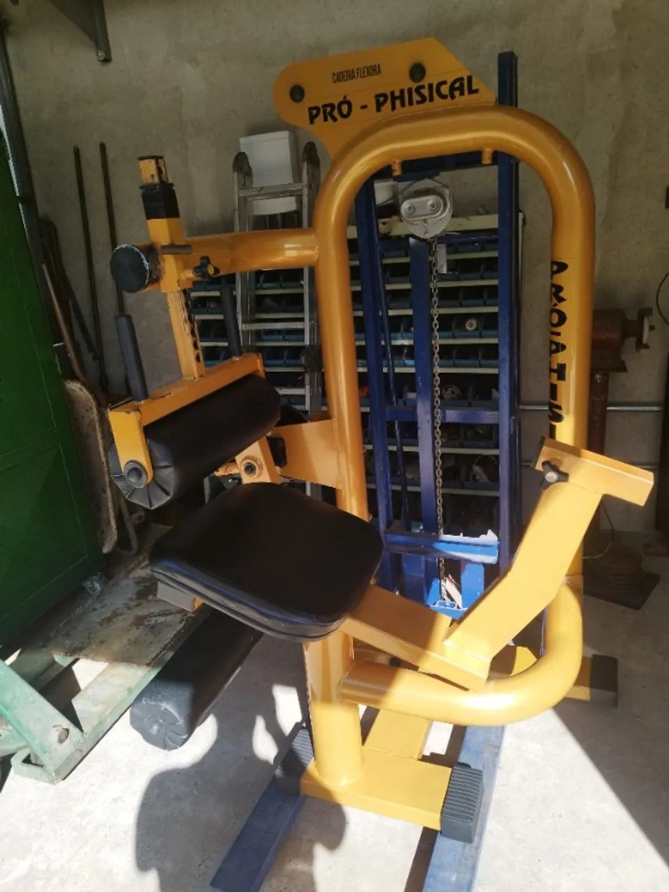 Cadeira Flexora / Extensora Pro-Phisical com torre de 150 kg de carga - Foto 2