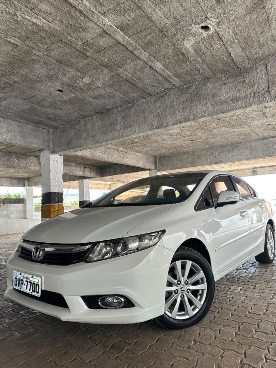 Honda Civic Civic Sedan LXR 2.0 Flexone 16V Aut. 4p 2014