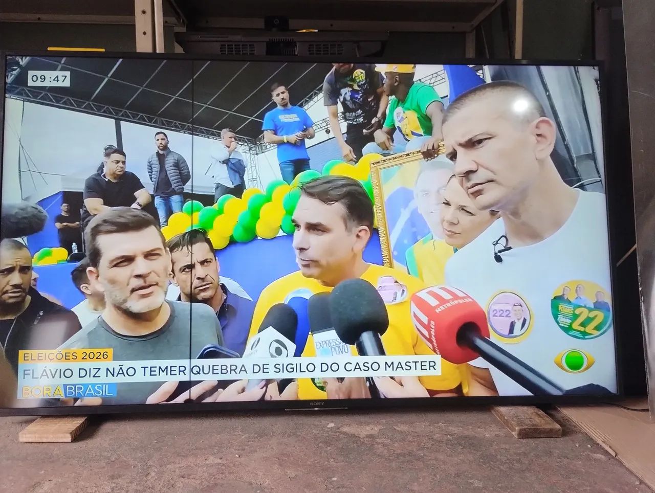 Smart TV Sony 65"c/ um pequeno detalhe  - Foto 2