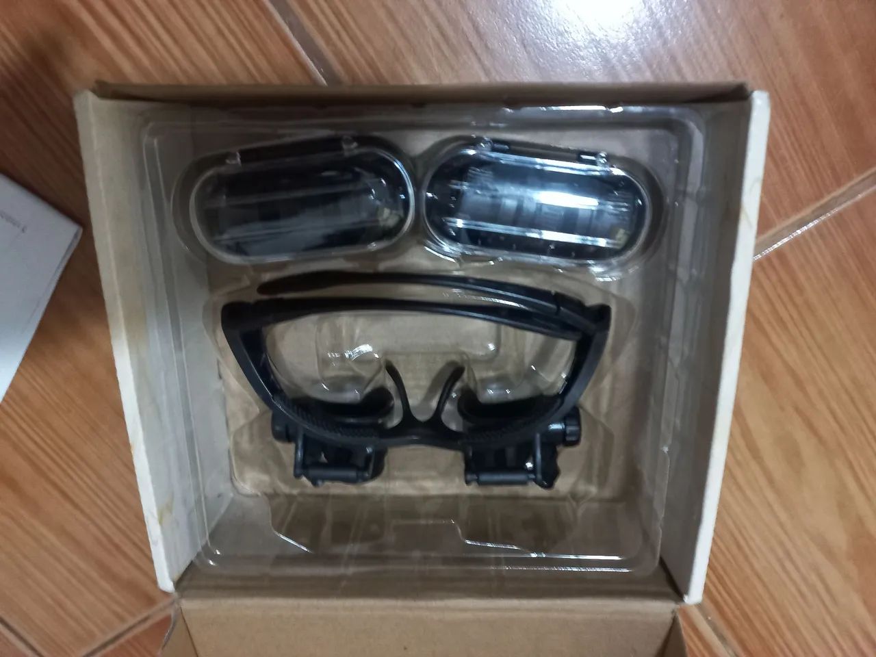 Óculo lupa de cabeça  - Foto 2