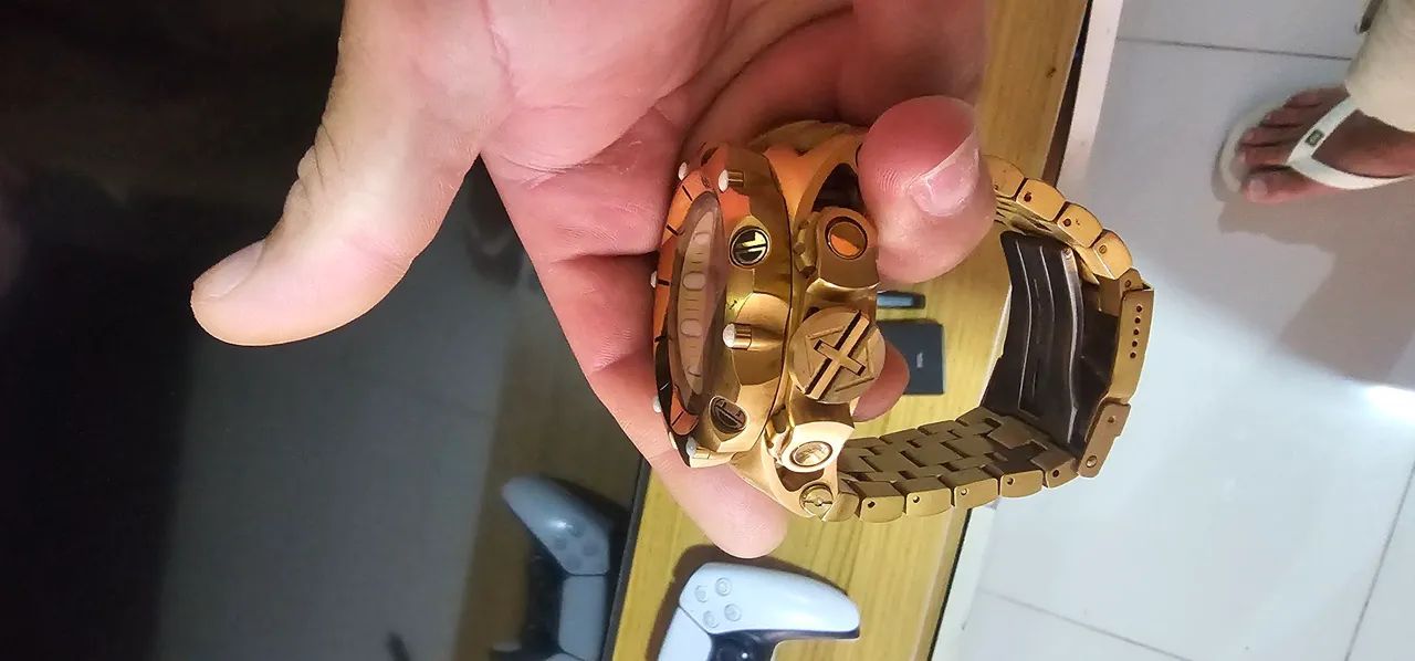 RELÓGIO INVICTA VENOM  - Foto 4