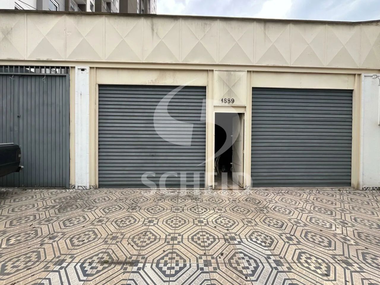 Galpão comercial para venda de 232,00m² útil com 5 vagas, na Cupece - Foto 2
