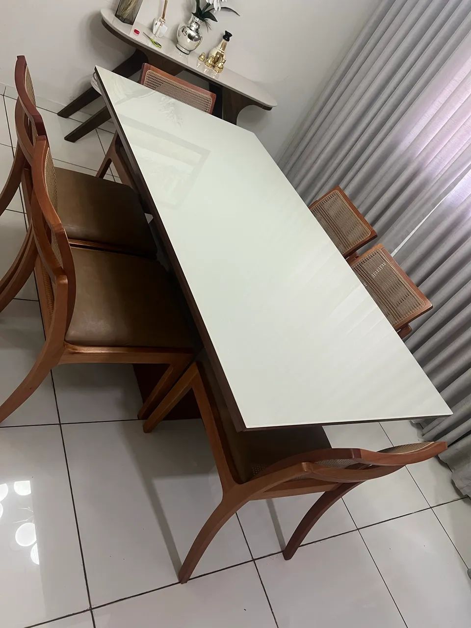Mesa de jantar 6 cadeiras