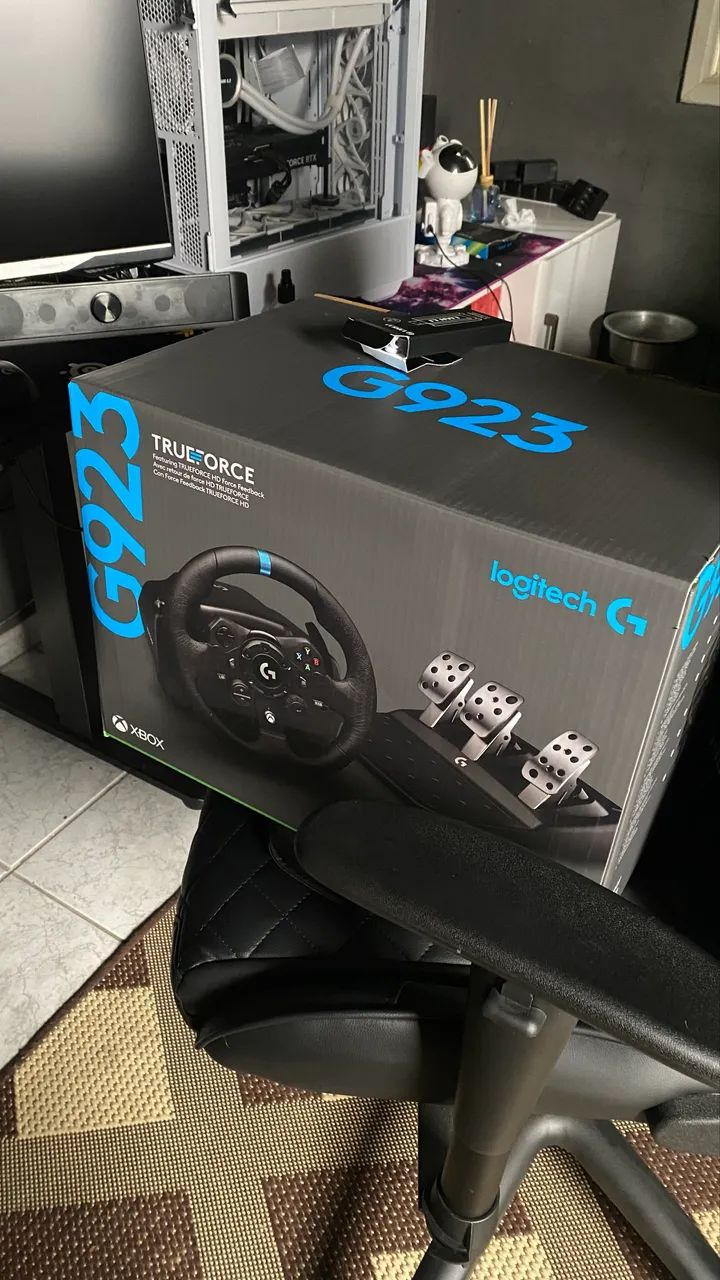 Volante Logitech G923 PC / XBOX + Câmbio  - Foto 3