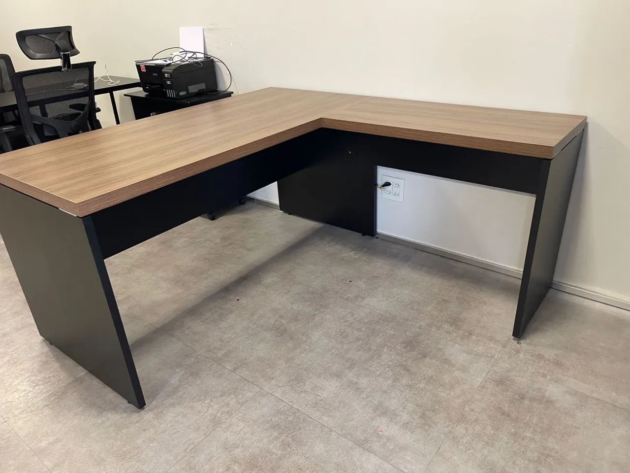 MESA DE ESCRITORIO LOJA IKONOFFICE 