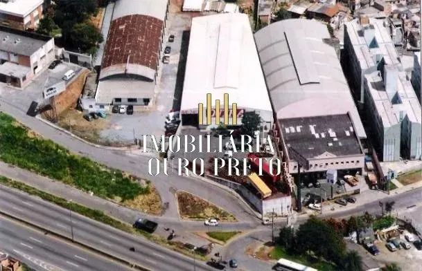 Galpão com 3000m² á venda no Bairro Universitários. - Foto 4