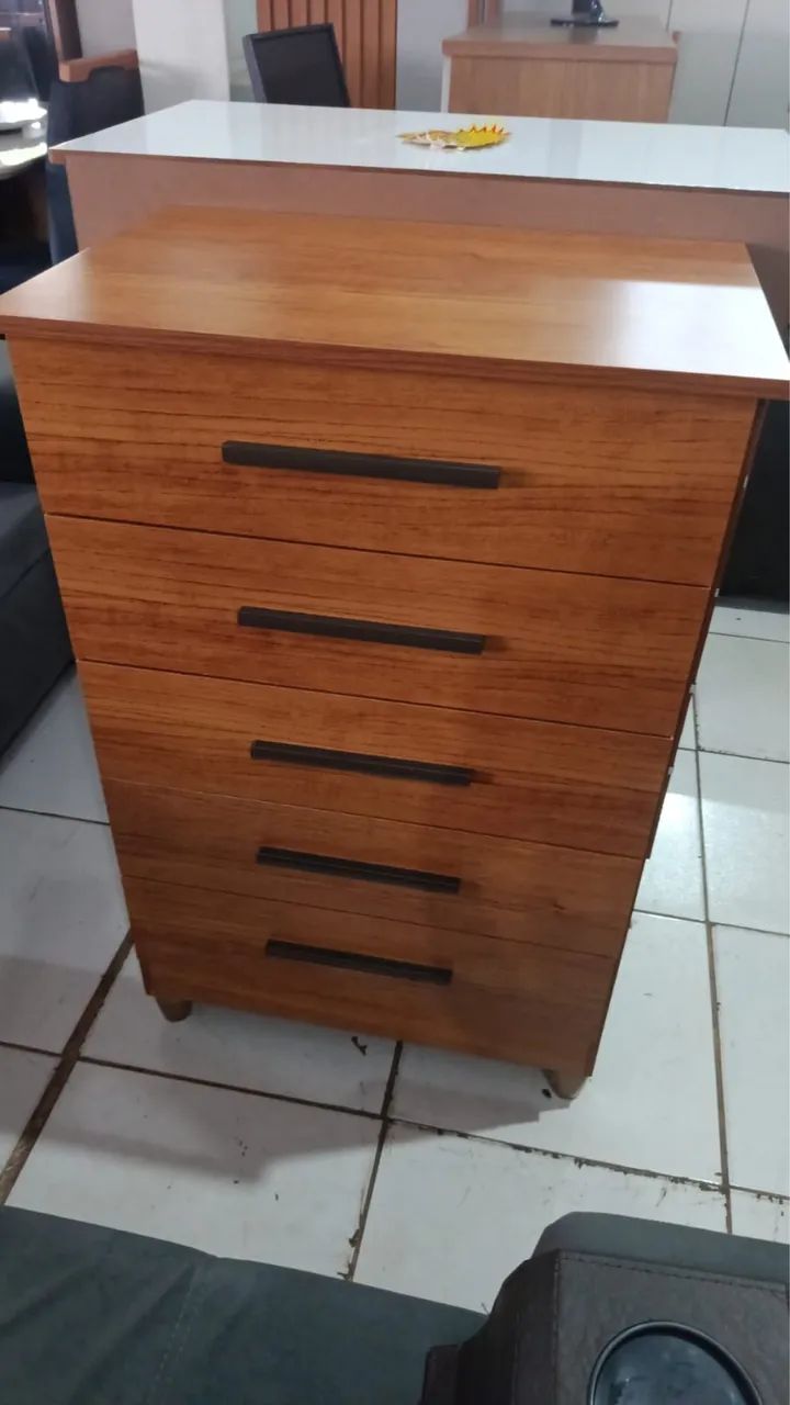 CÔMODA 5 GAVETAS  - Foto 3