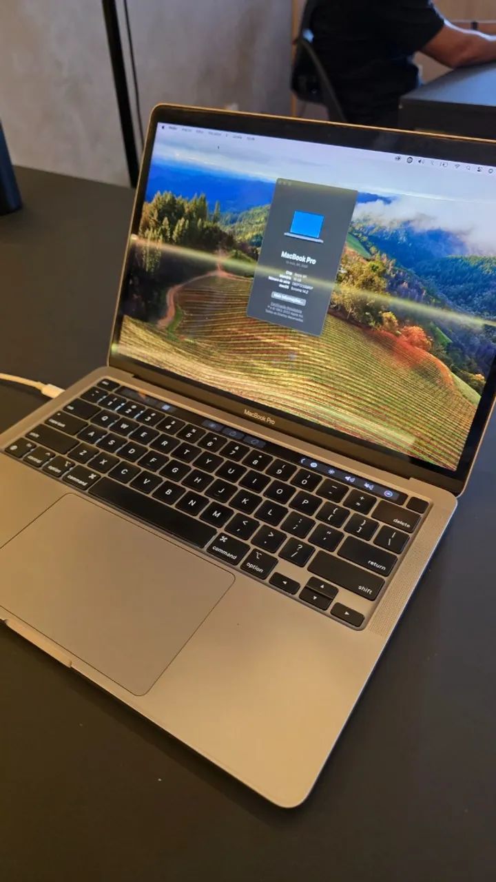 MacBook Pro 13" M1 16GB (2020) - Foto 2