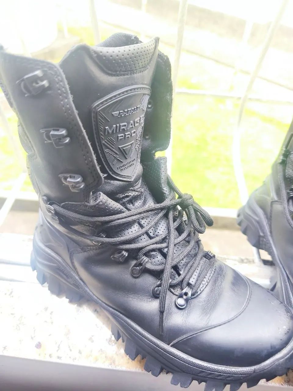 BOTA MIRAGE PRO TAM 41 - Foto 2