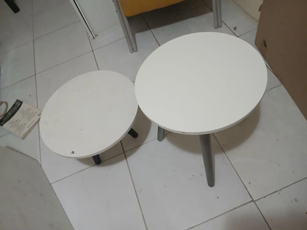 Conjunto de duas mesas de centro - Foto 2