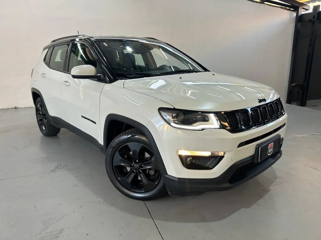 Jeep Compass Night Eagle 2.0 4X2 Flex 16V AUT 2018 - Foto 3