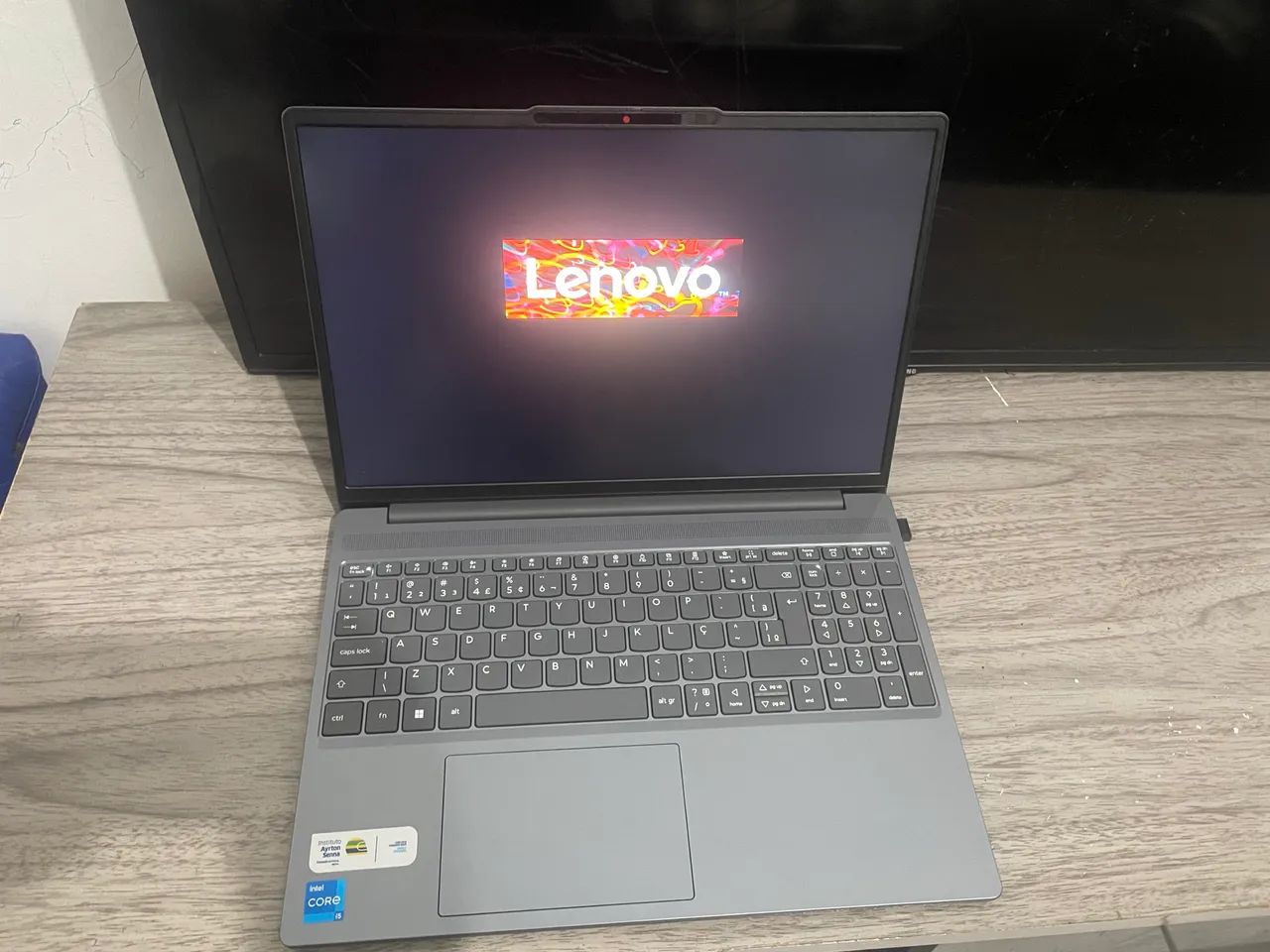 Notebook Lenovo i5 (troco por iphone) - Foto 3