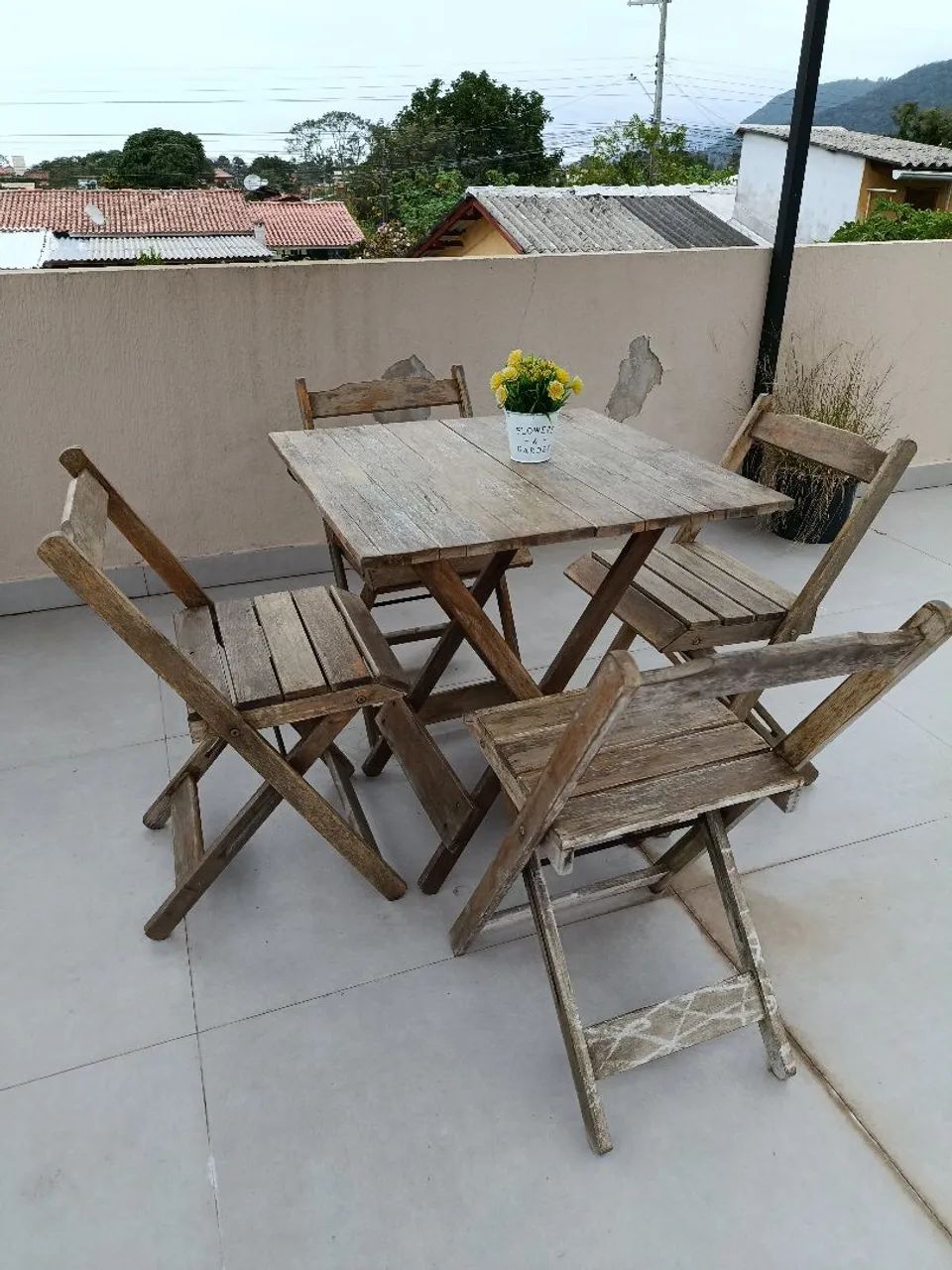 Mesa com cadeiras  - Foto 2