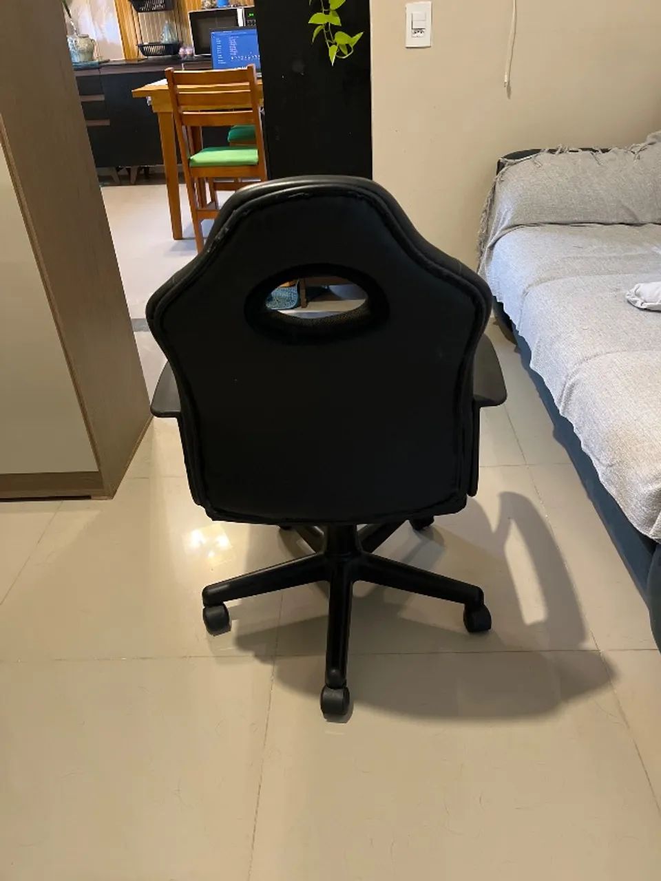 Cadeira de estudos - Foto 2