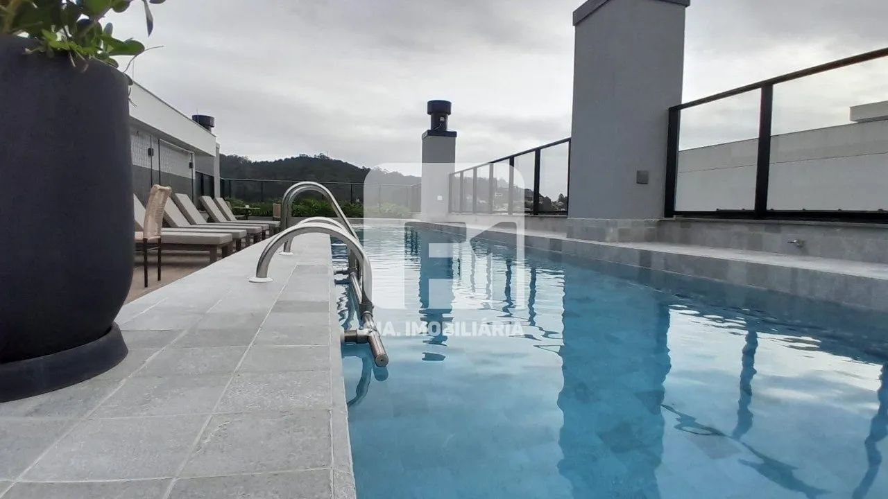Apartamento 2 suítes no bairro Saco Grande - Foto 2