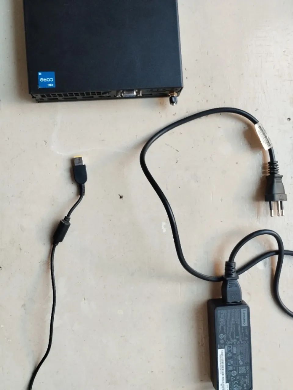 Mini Computador ThinkCentre i5 12400T - Foto 3