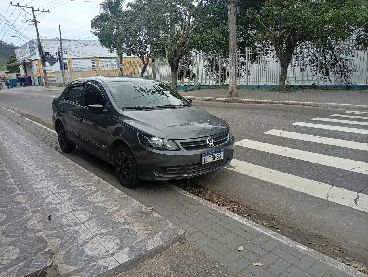 Volkswagen Voyage 1.0/1.0 CITY MI TOTAL FLEX 8V 4P 2012