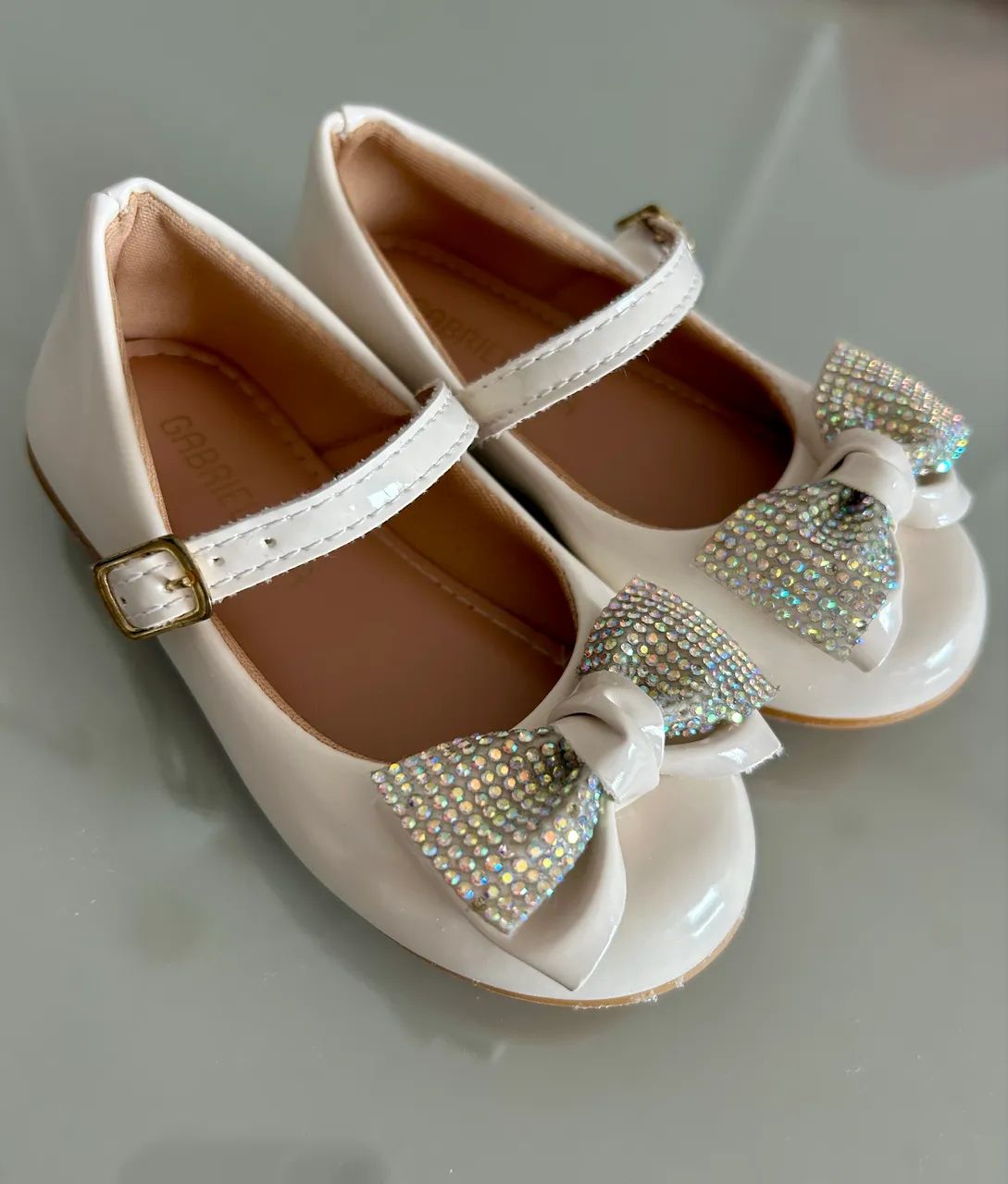 Sapatilha infantil com strass
