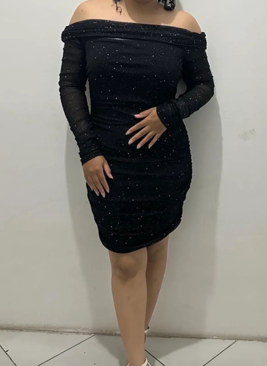 Vestido Preto Ombro a Ombro com Brilho Shein  - Foto 2