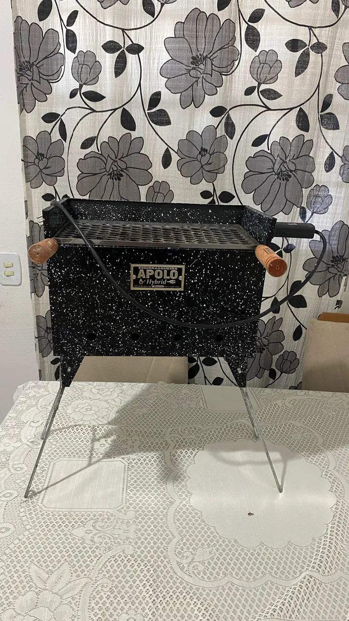 Vendo churrasqueira 
