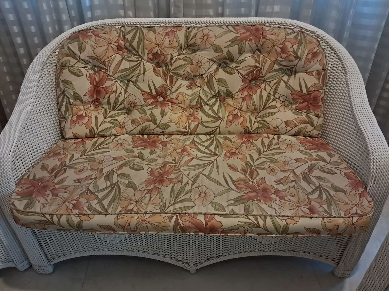 Conjunto Jardim de Inverno ( varanda)