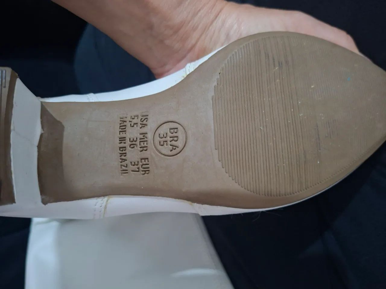 Bota branca sem uso - Foto 4