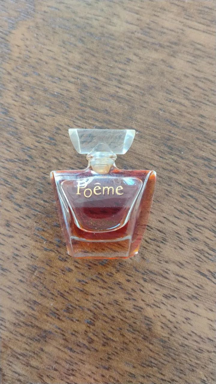 Miniatura perfumes importados excelente estado - Foto 4