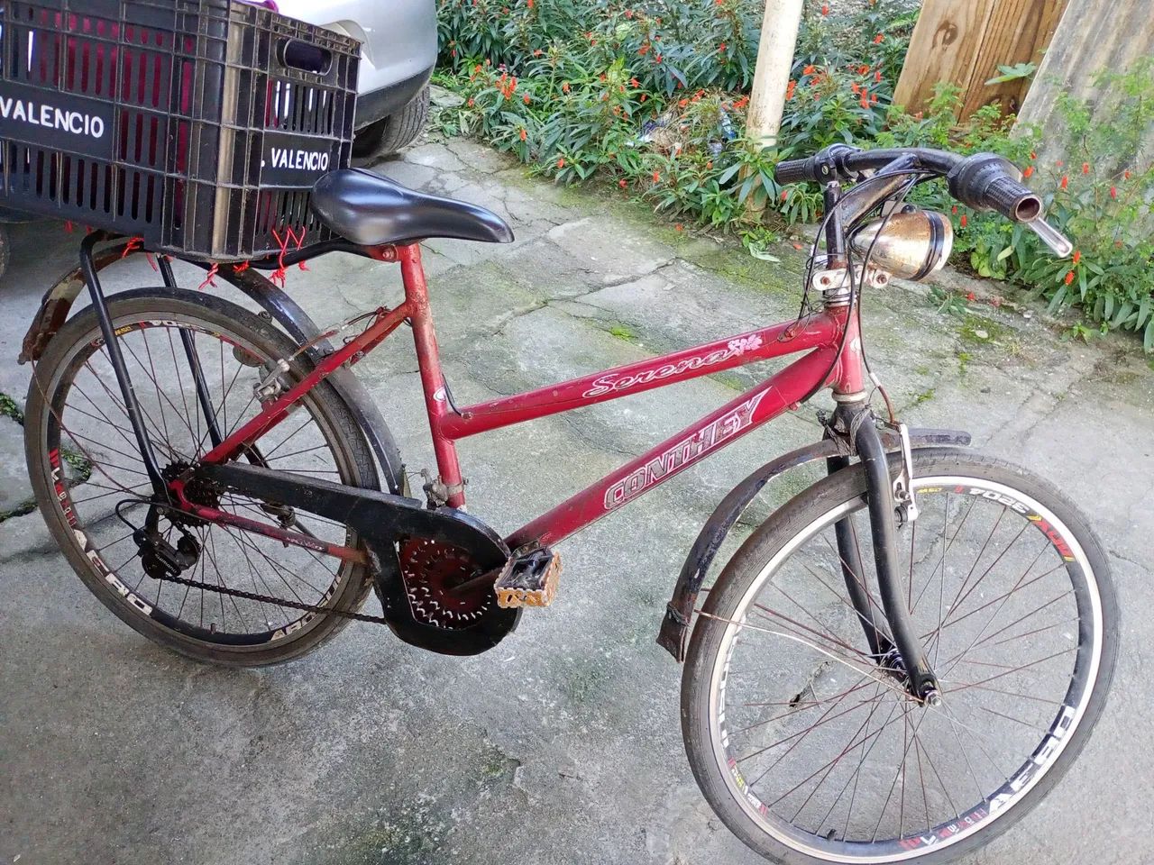 Bicicleta rara com dínamo  e farol - Foto 3