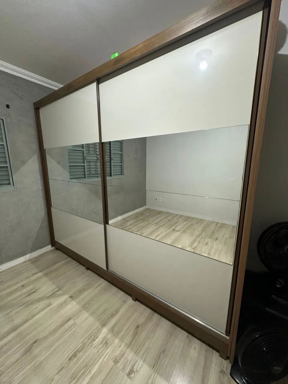 Guarda roupa casal