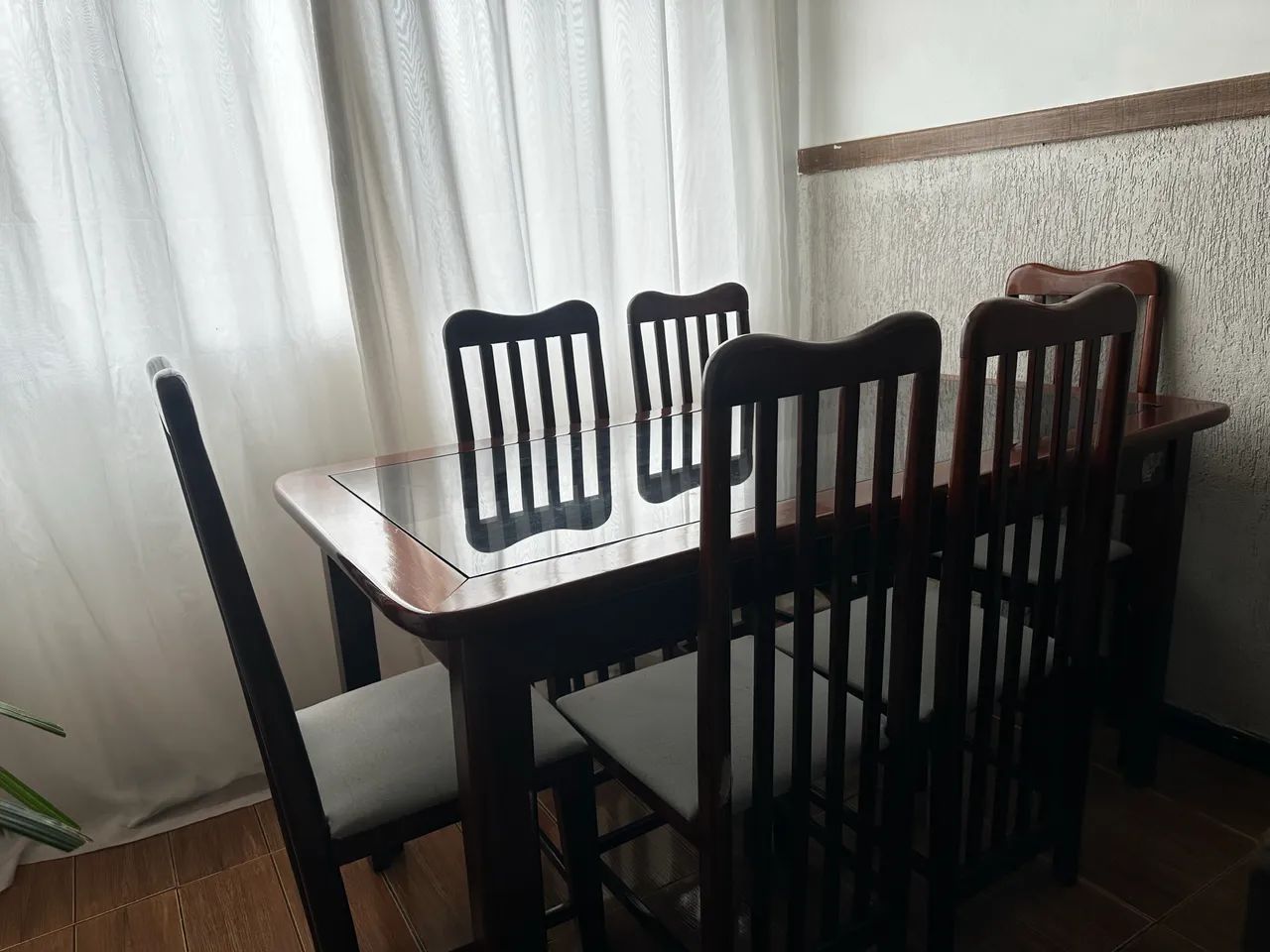 Mesa com 6 cadeiras 65573821277187123