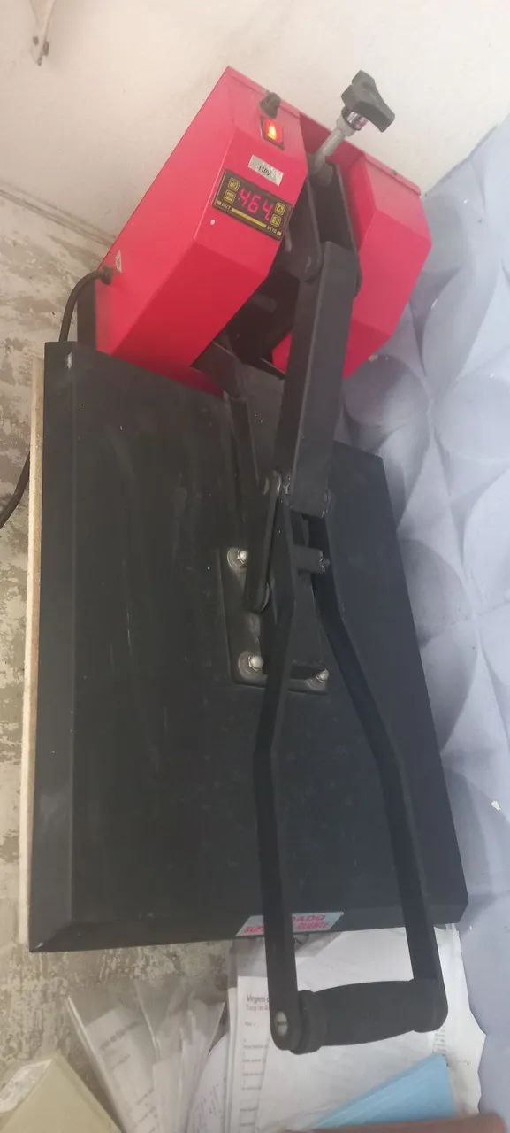 Prensa em perfeito estado de conservação. - Foto 3