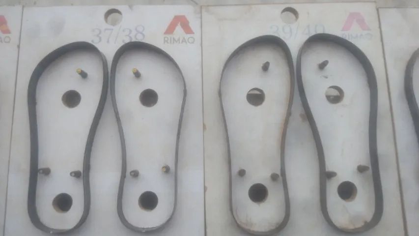 Máquina de chinelo  - Foto 3