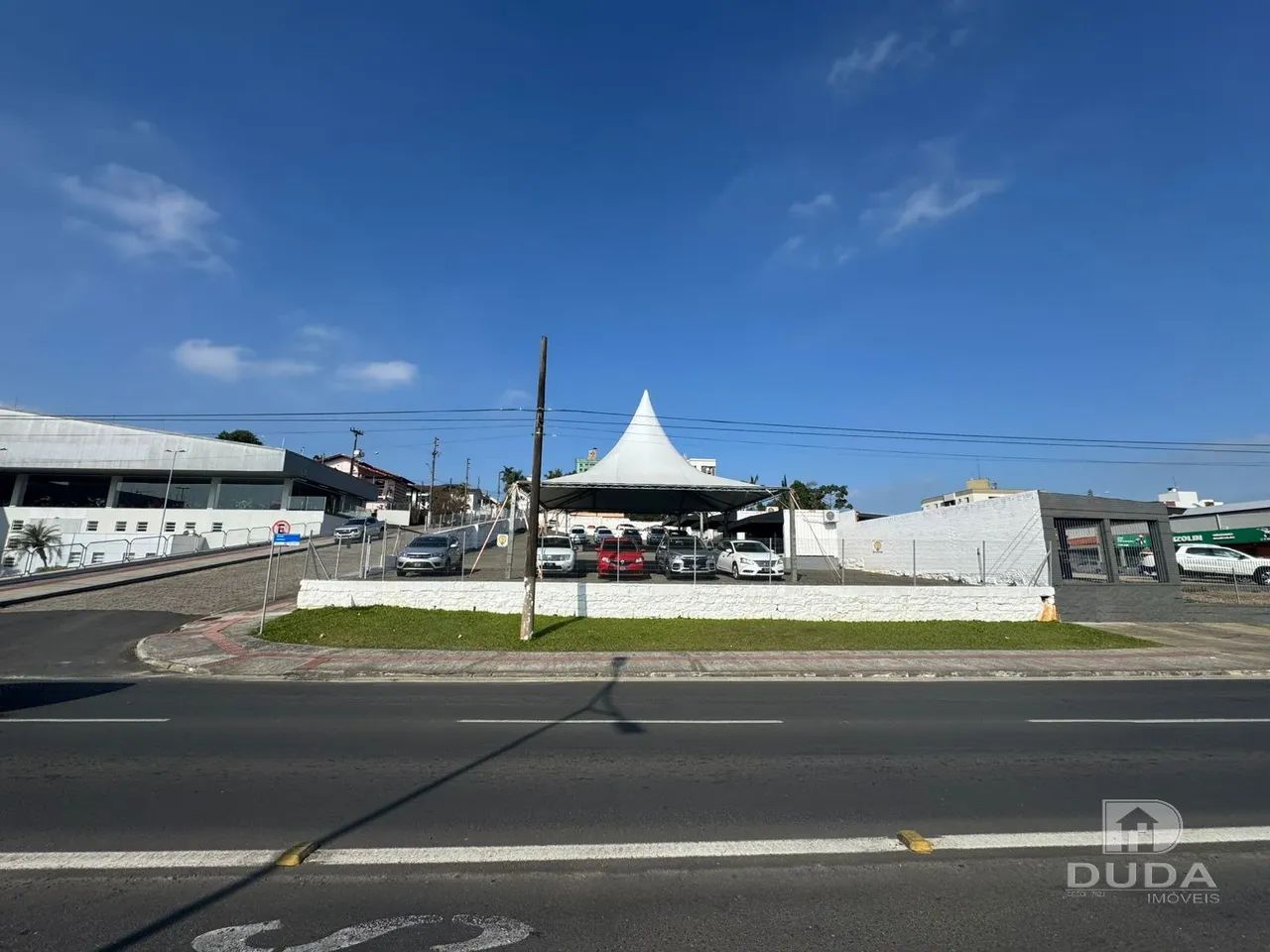 Terreno Comercial para Locação