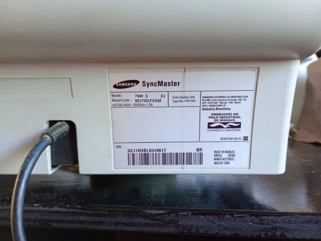 Monitor Samsung Syncmaster 794V - 17 polegadas CRT (pouco usado) - Foto 2