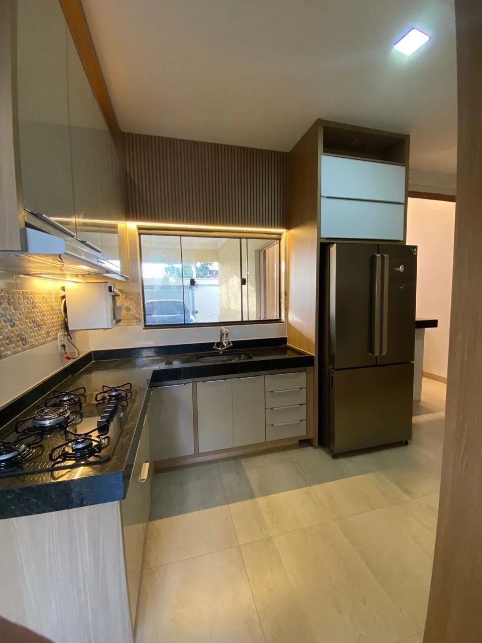 CASA À VENDA | JARDIM CURITIBA 4 COM 3 QUARTOS - Foto 2