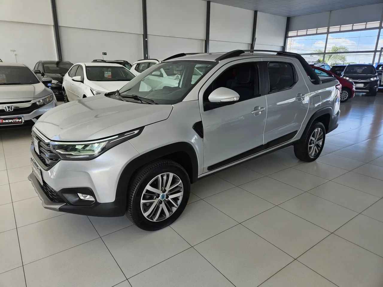 Fiat Strada Volcano 1.3 Flex 8V CD Aut. 2024 - Foto 3