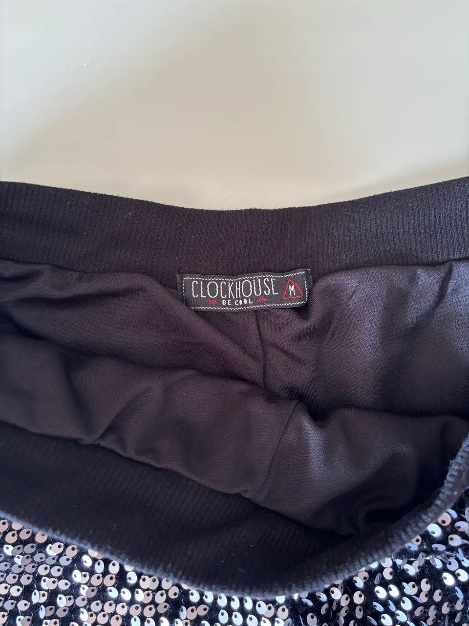 Shorts com paetê TAM M - Foto 2