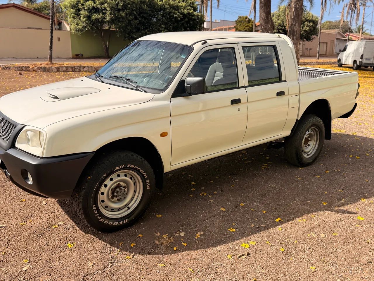 Mitsubishi L200 L200 GL 2.5 4X4 CD DIESEL 2009