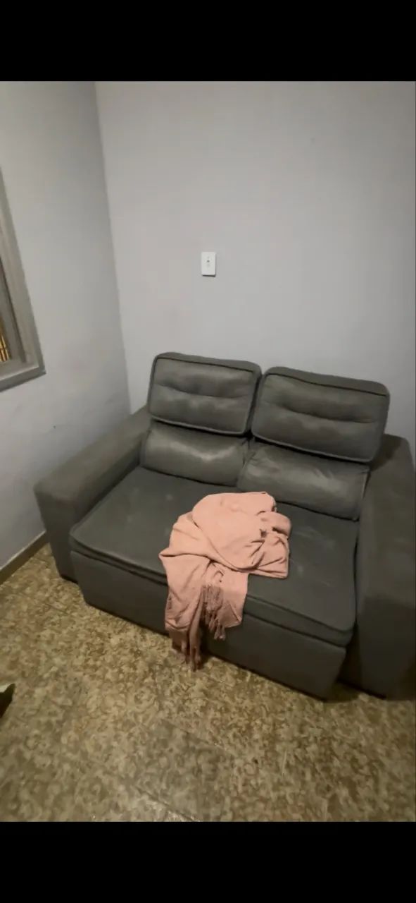 VENDO SOFÁ RETRÁTIL DOIS LUGARES - Foto 2