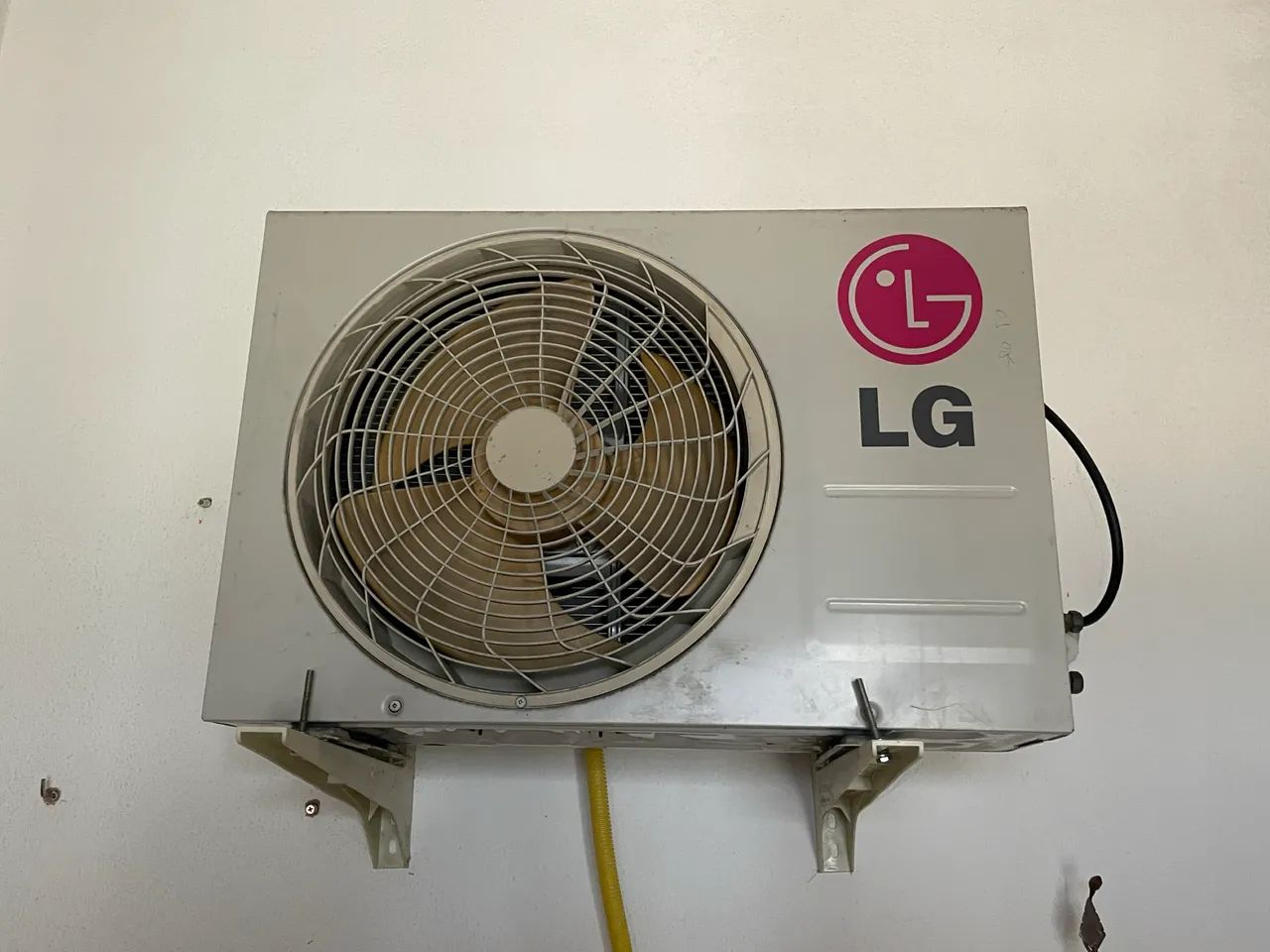 Ar condicionado 12 BTU LG - Foto 2