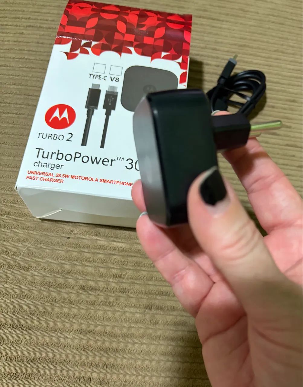 Carregador com saída USB  - Foto 4