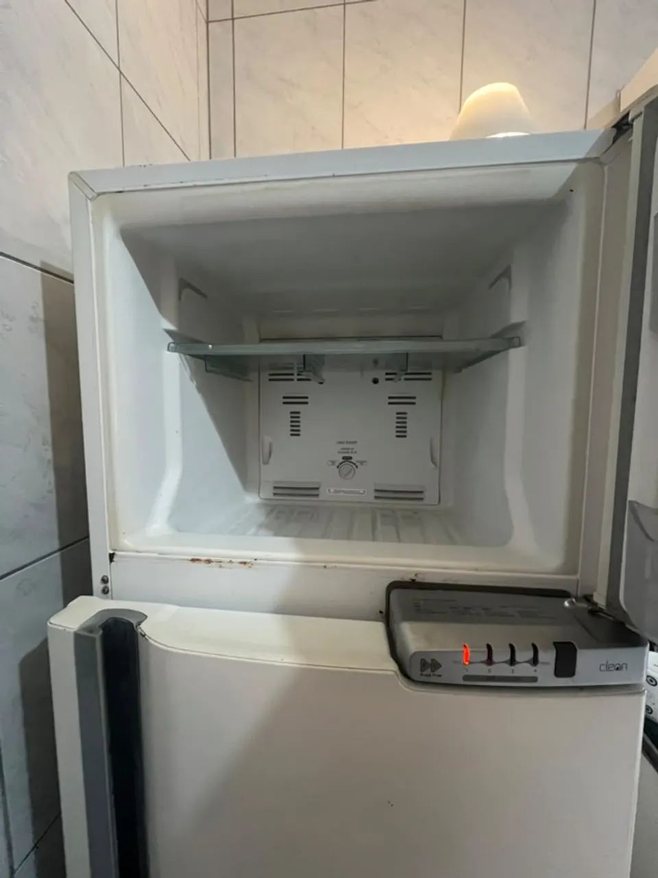 GELADEIRA BRASTEMP 2 PORTAS BRANCA - Foto 4