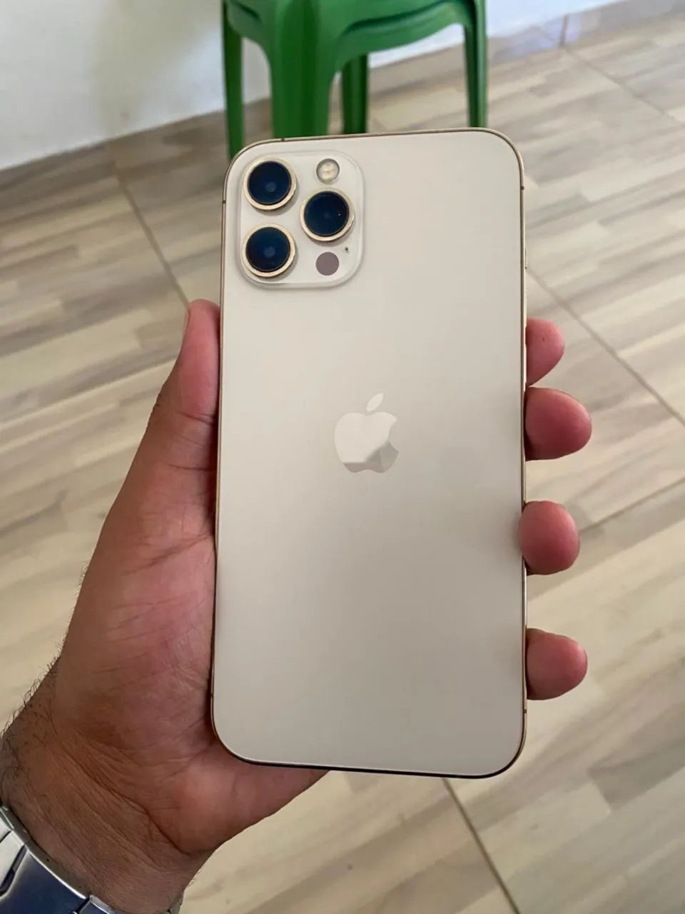 Troco em iPhone 14 Pro 