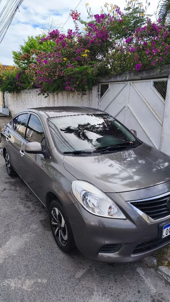Nissan Versa 1.6 16V FLEX SV 4P MANUAL 2014