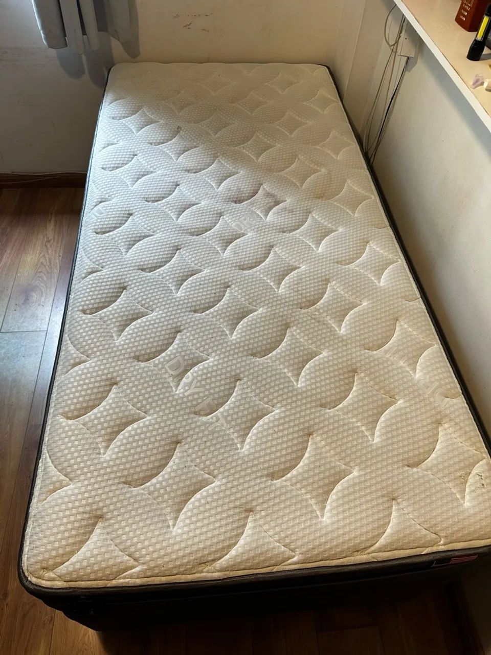 Cama de solteiro, colchão com baú! - Foto 4