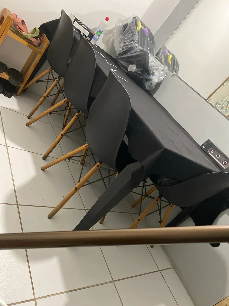Mesa com cadeiras
