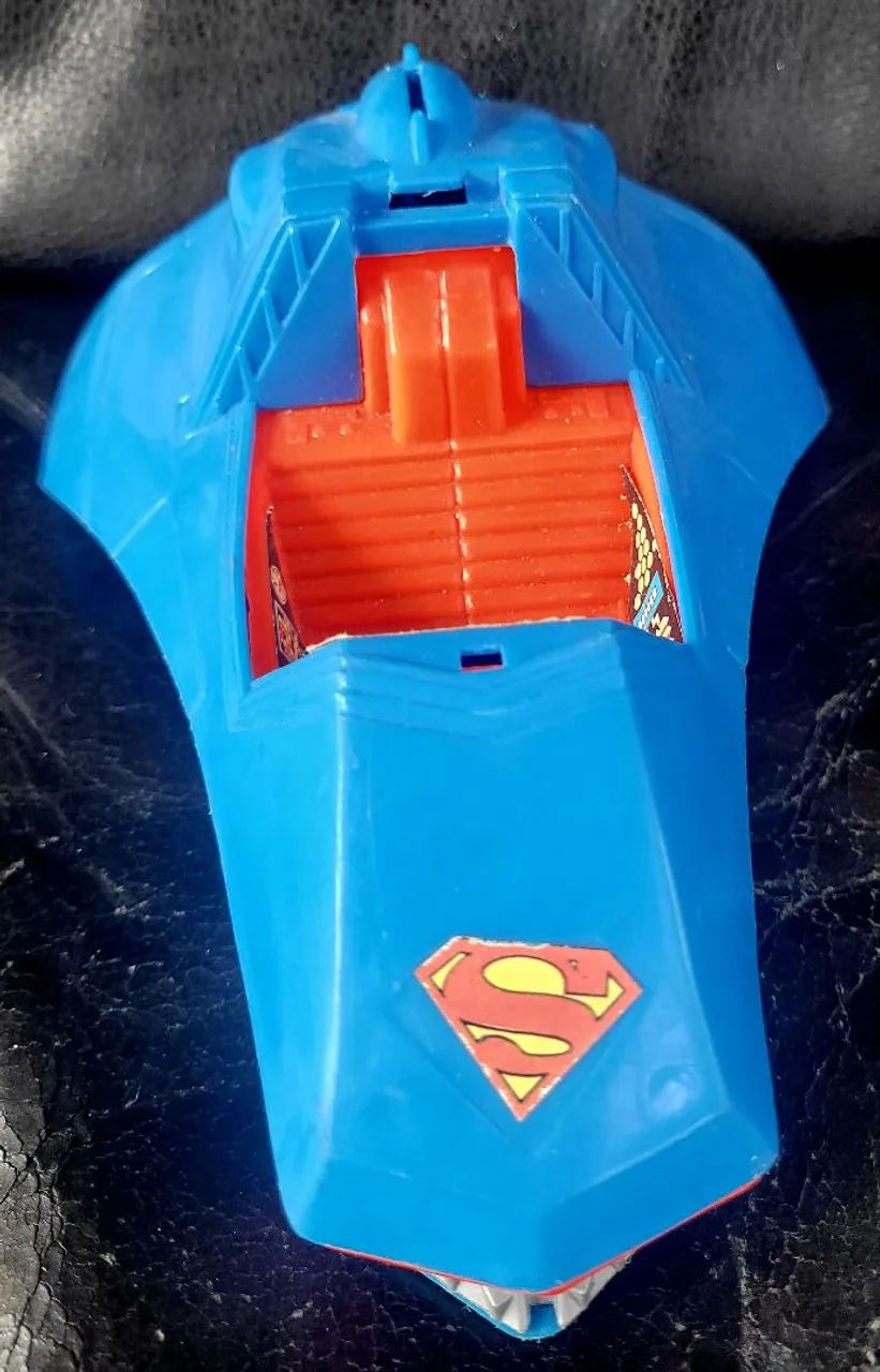 Antiga nave SuperPowers